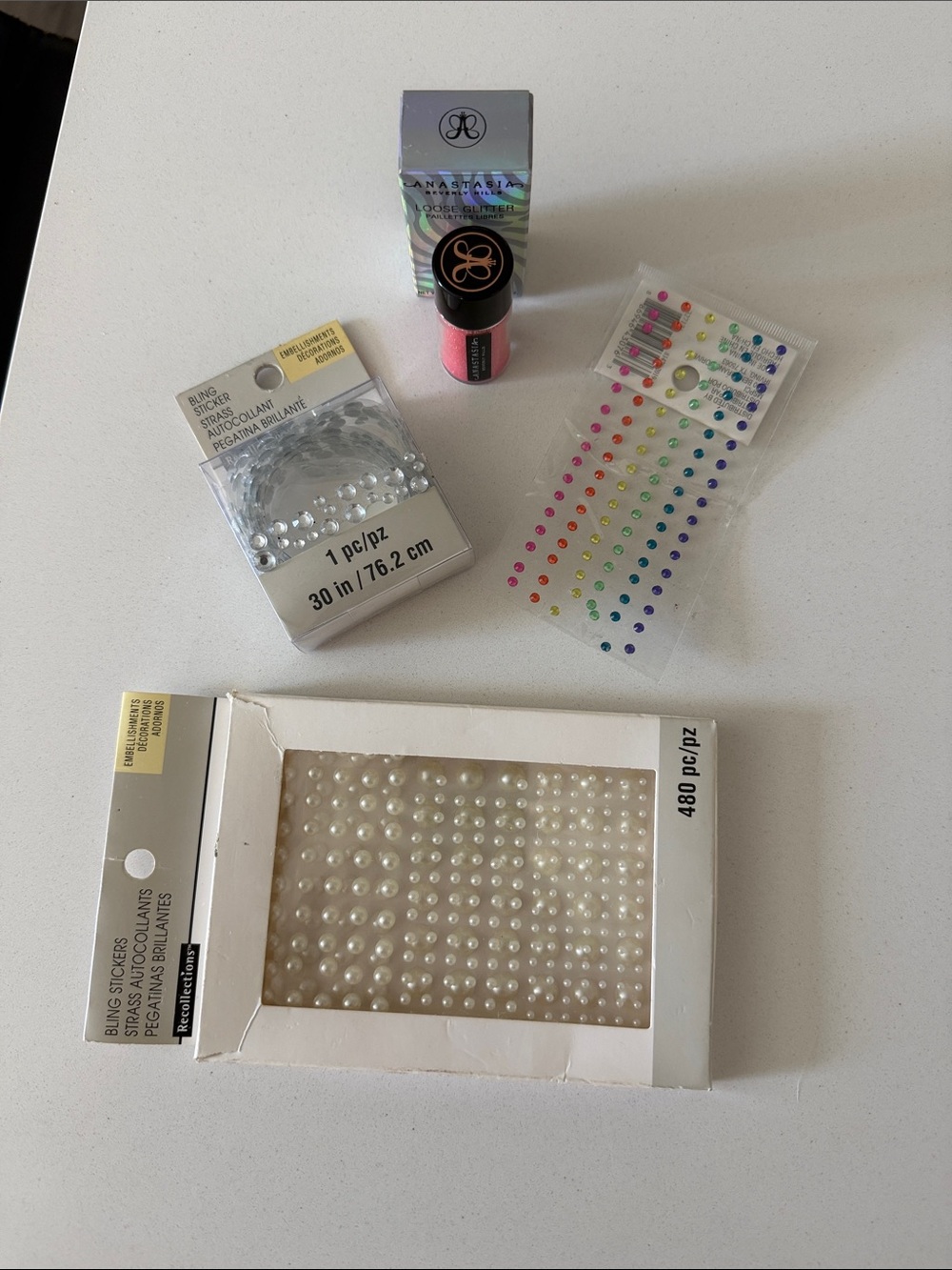 Anastasia Beverly Hills Loose Glitter & Assorted Adhesive Gems